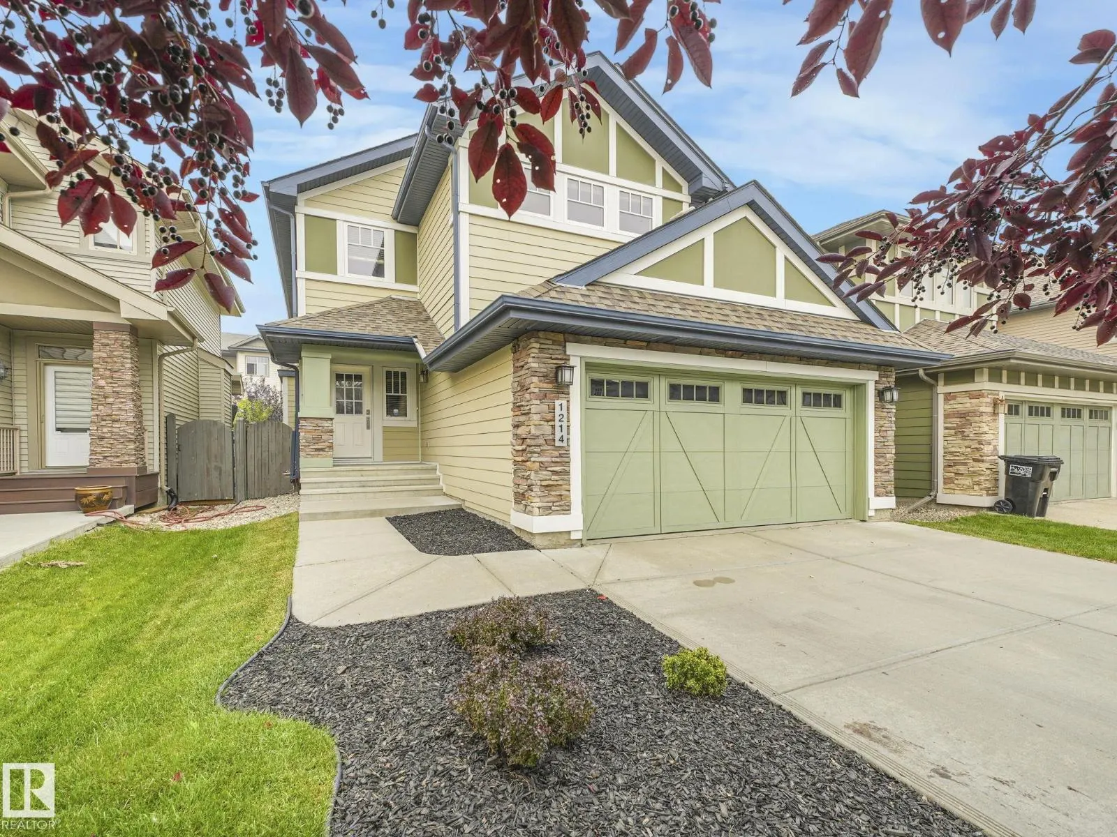 1214 AINSLIE WY SW