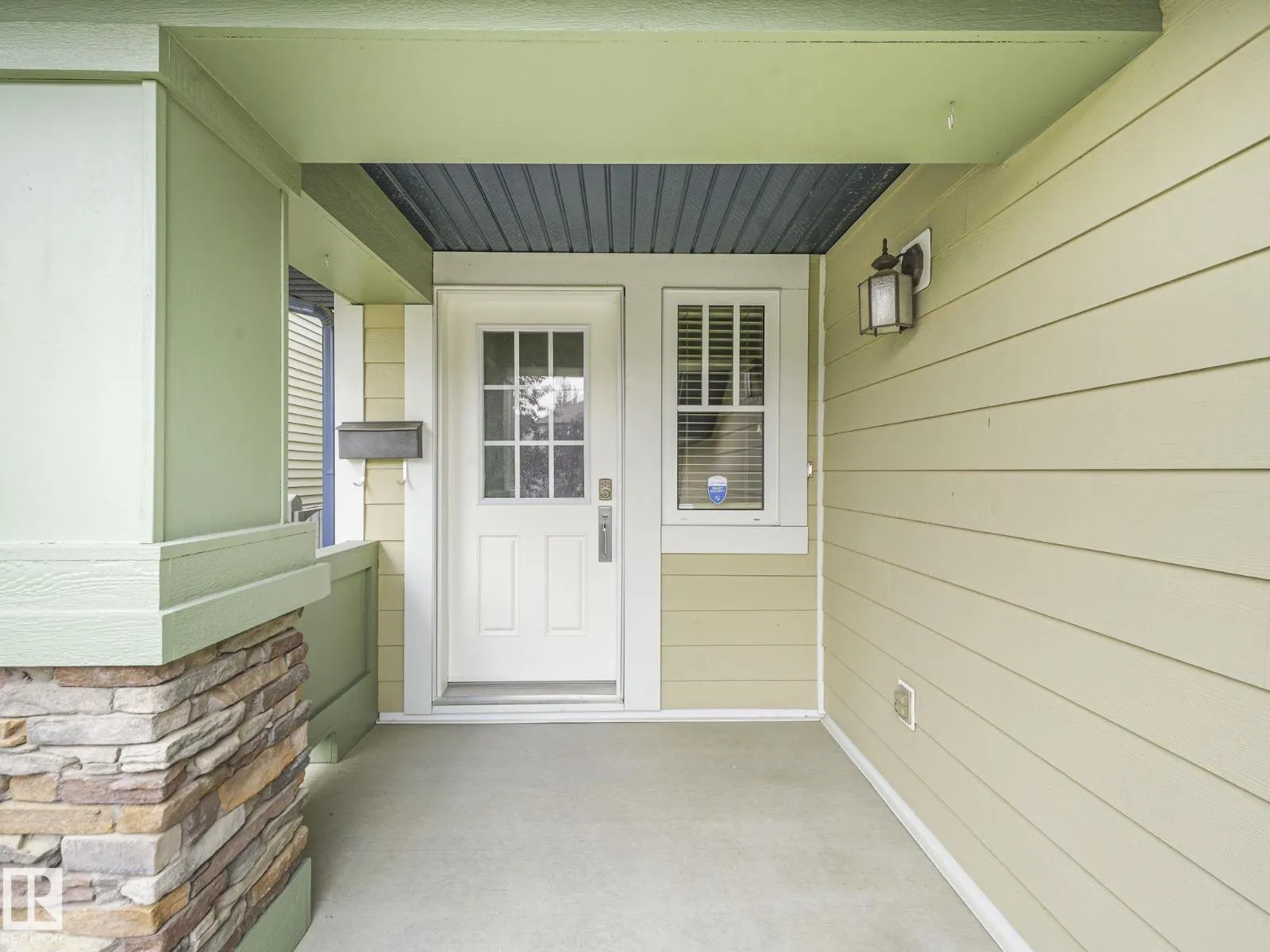 1214 AINSLIE WY SW