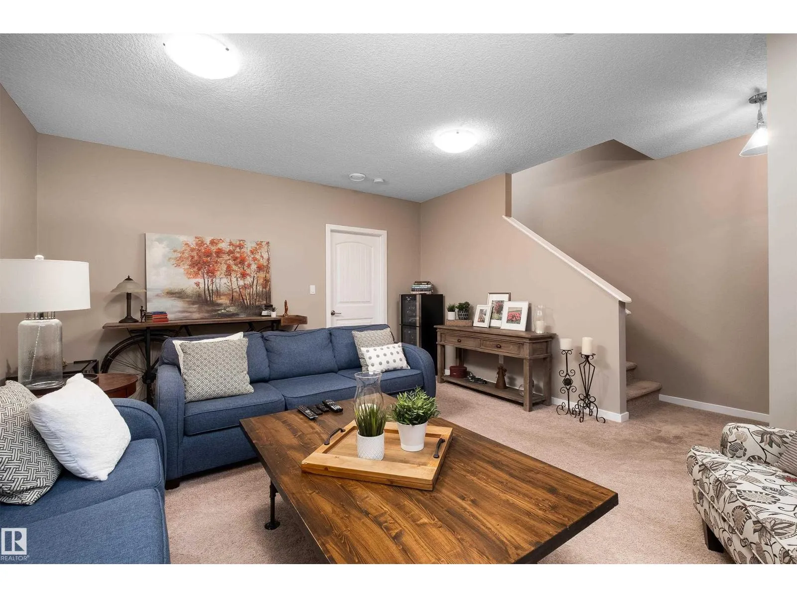 3053 Arthurs CR SW