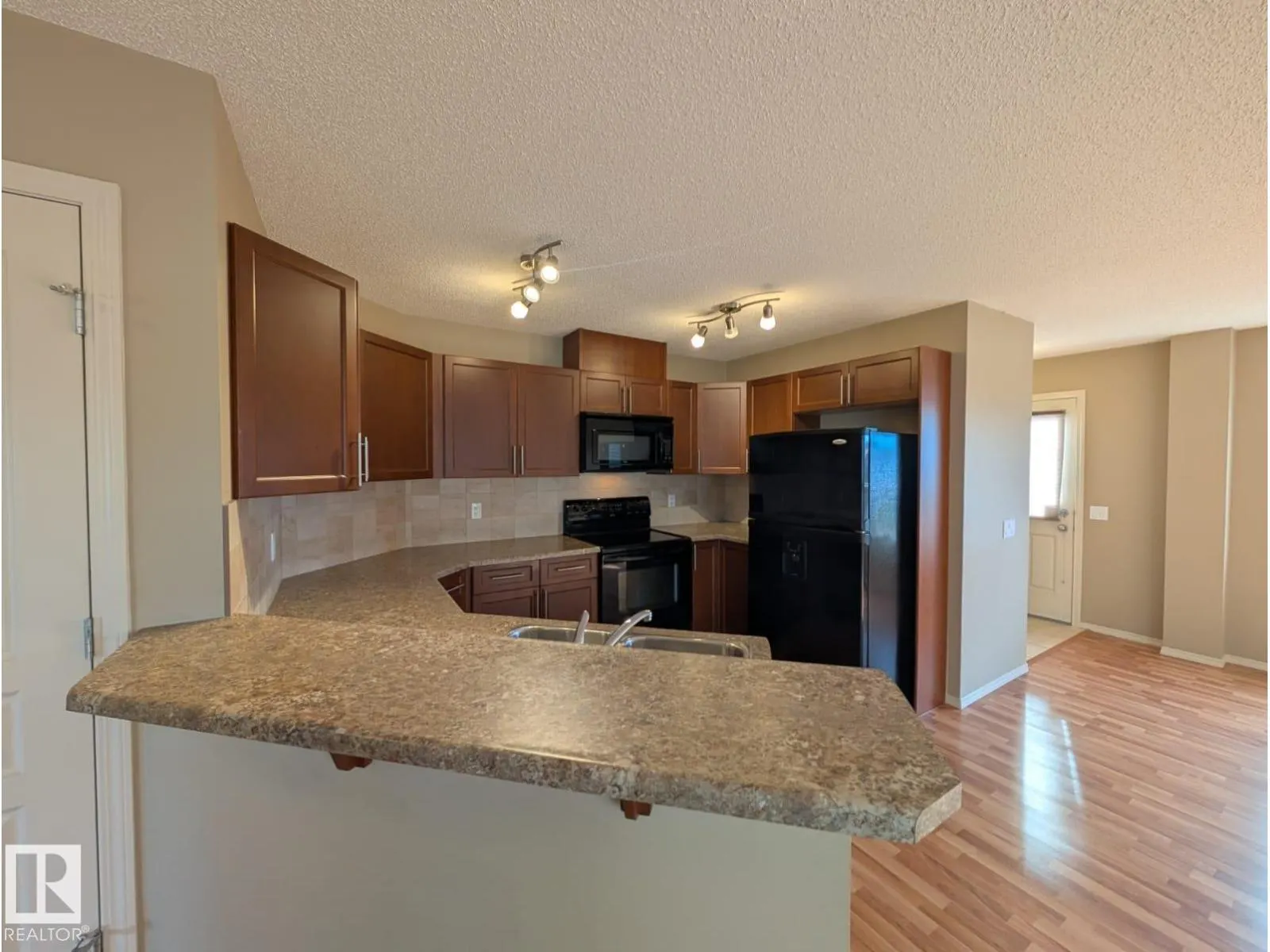 198 Brookview WY
