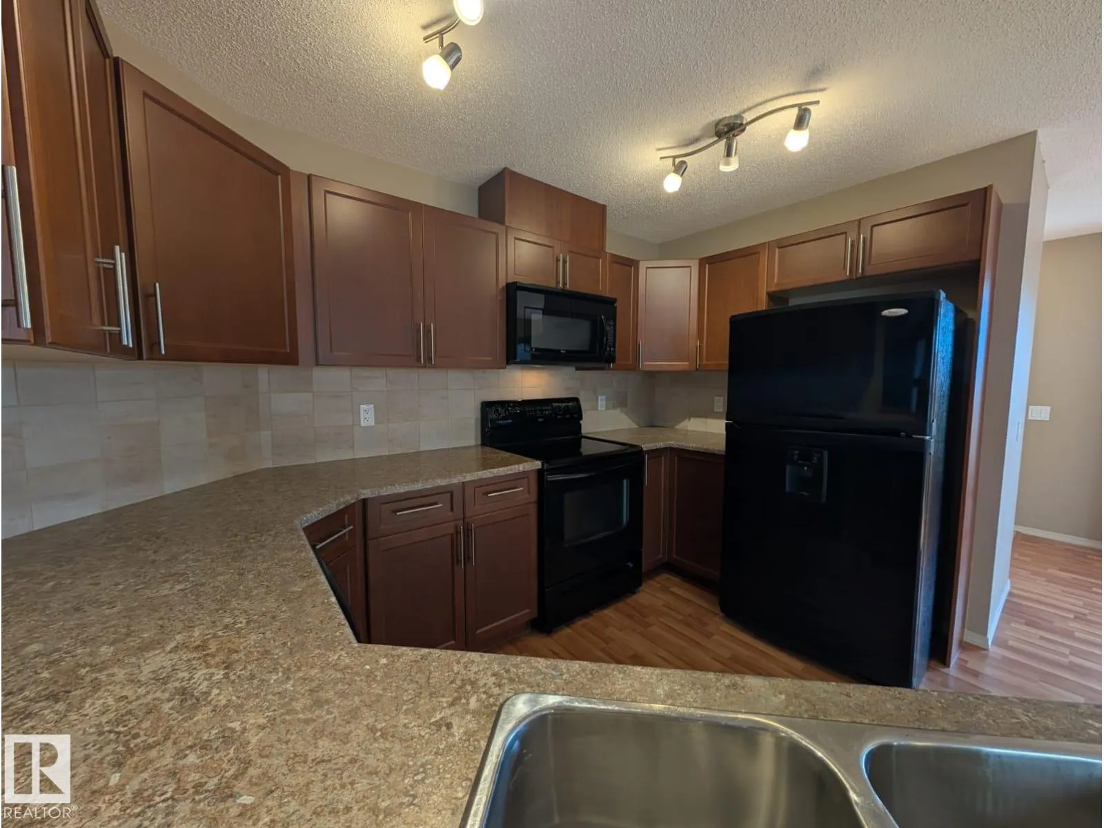 198 Brookview WY