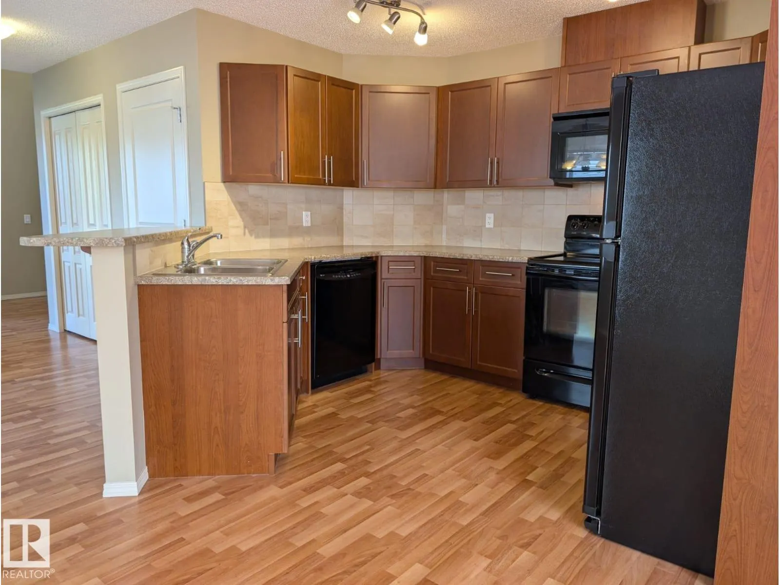 198 Brookview WY