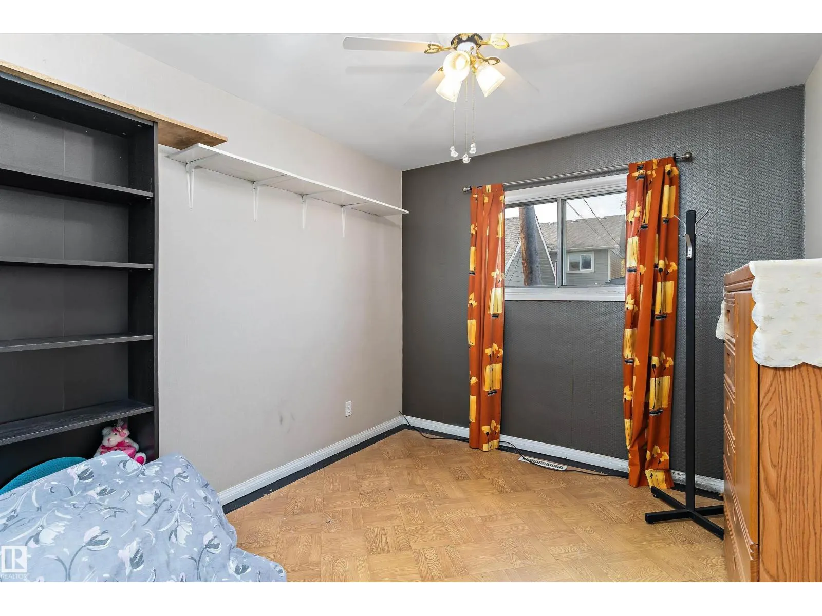 10570 66 AV NW