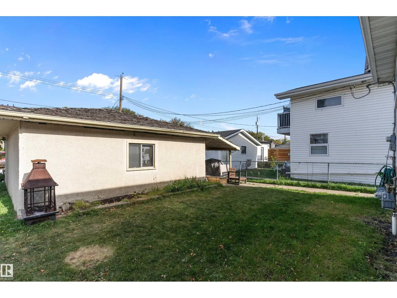10570 66 AV NW