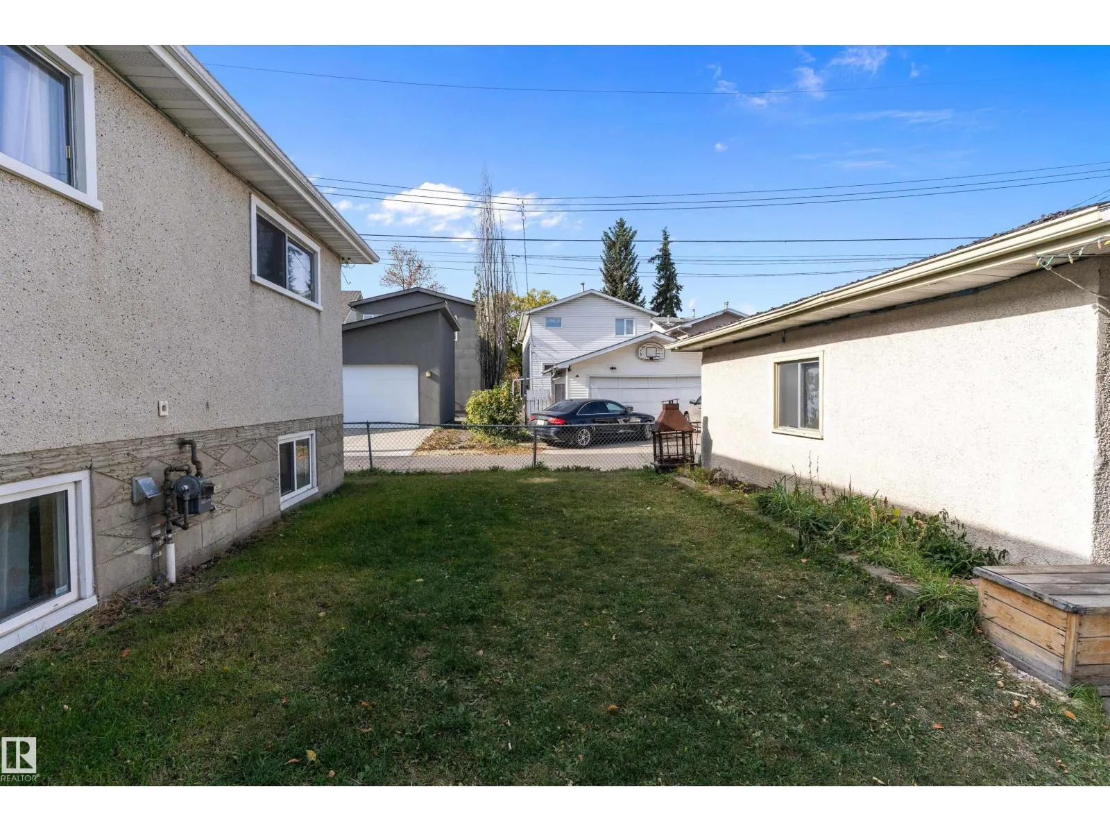 10570 66 AV NW