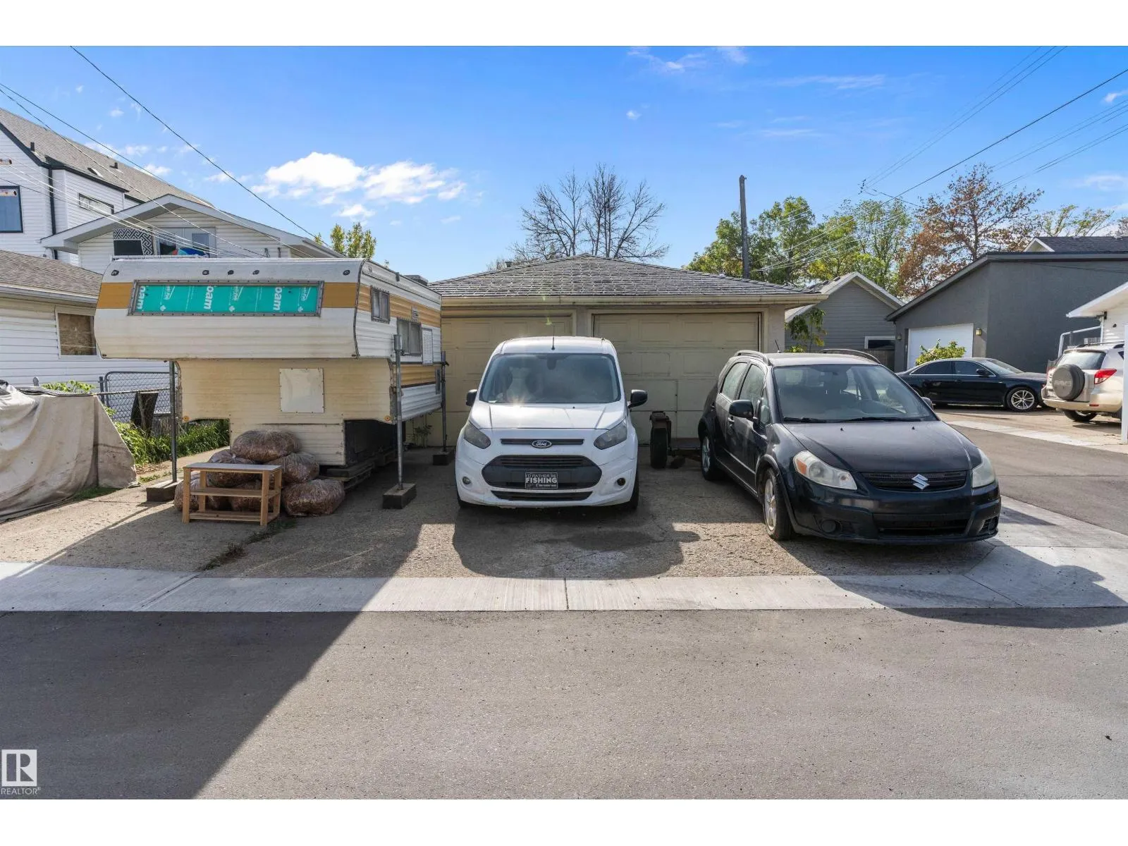 10570 66 AV NW