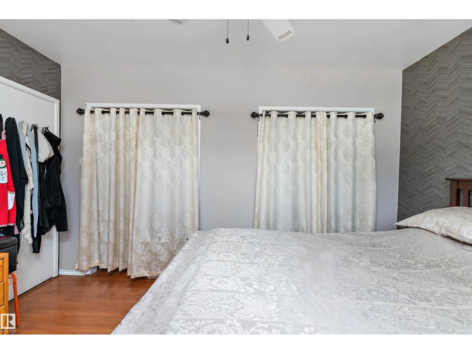 10570 66 AV NW