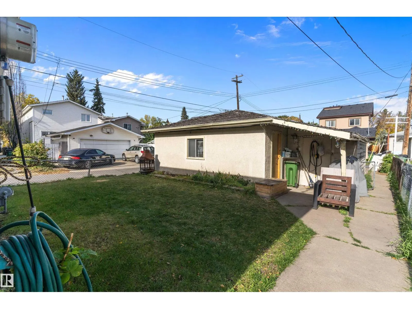 10570 66 AV NW