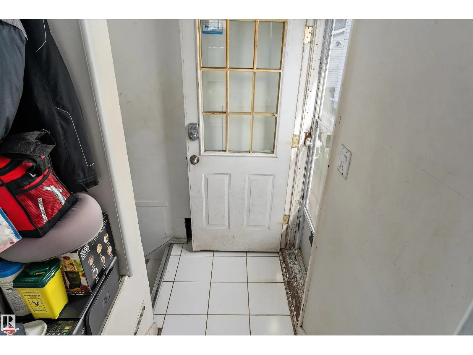 10570 66 AV NW