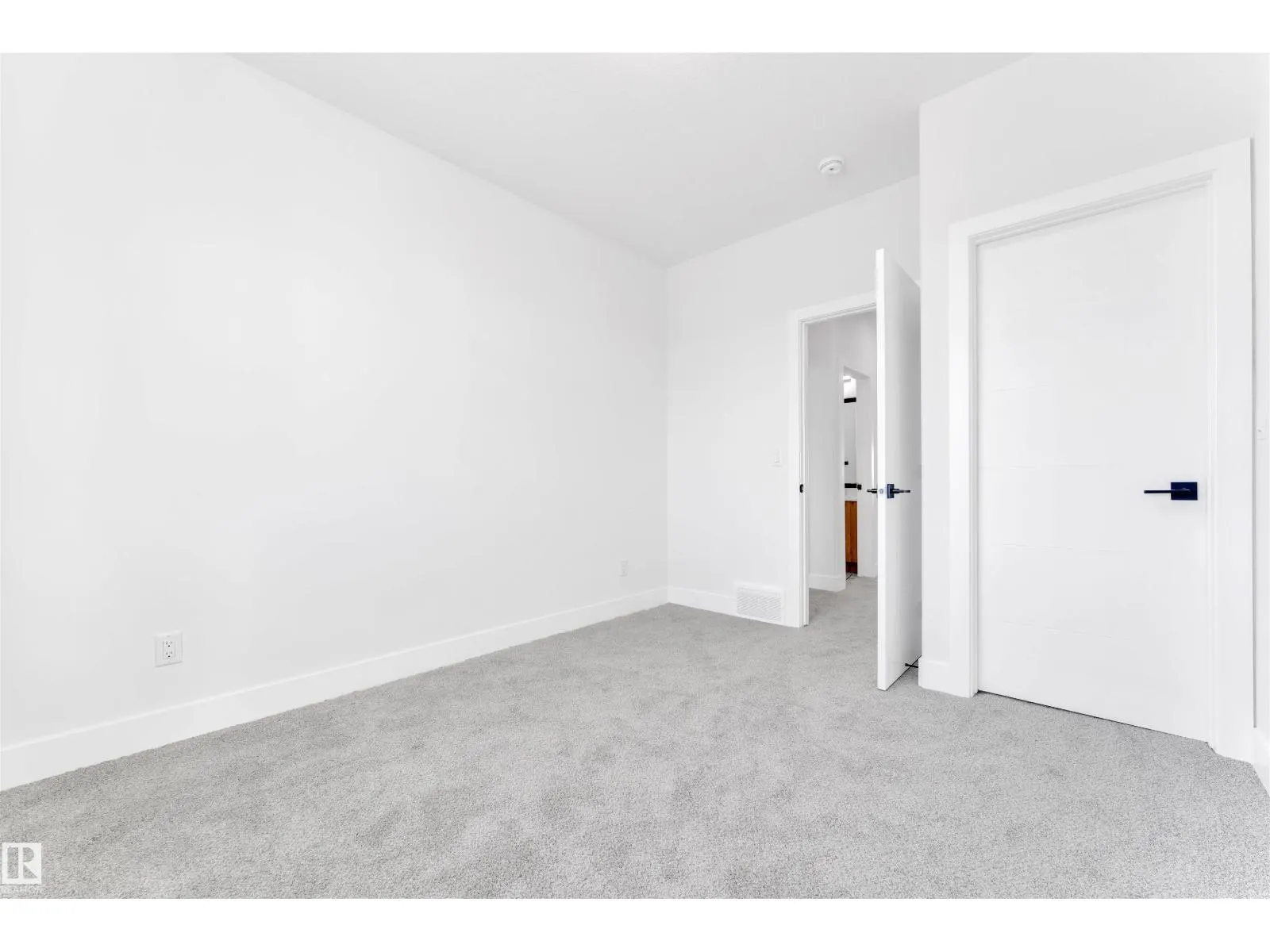 638 Astoria WY