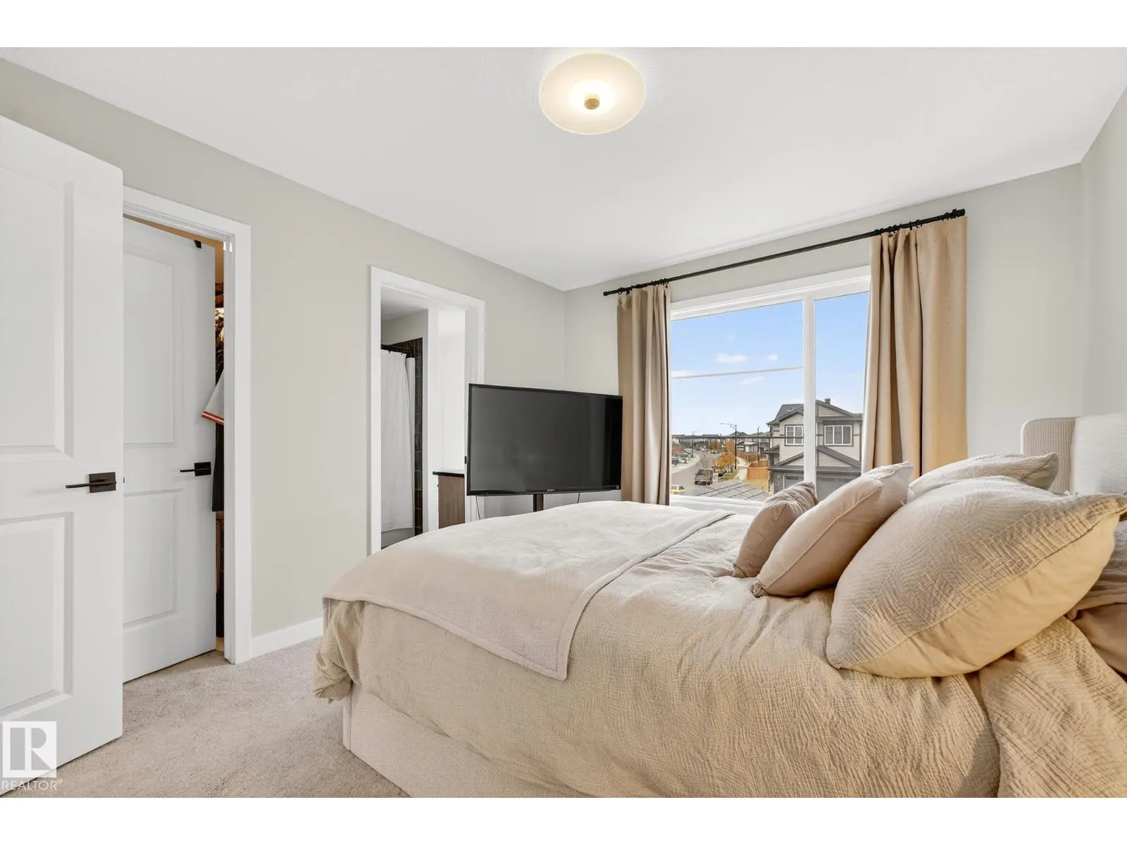 431 CONROY CR SW