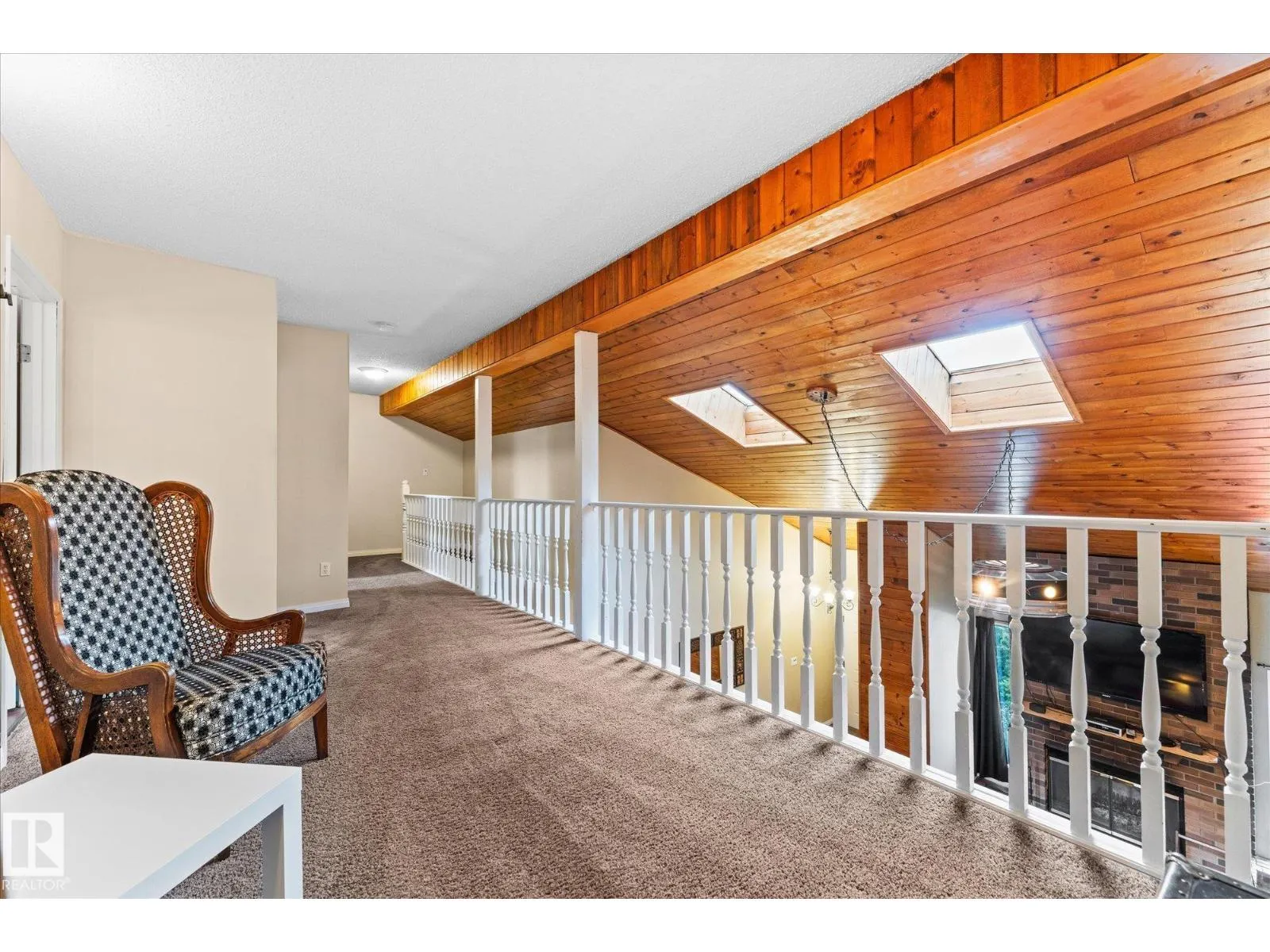11907 164 AV NW NW