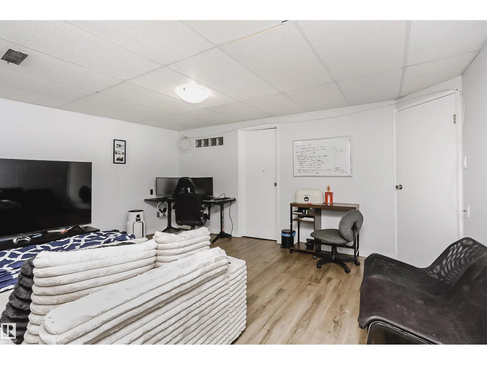 #56 2020 105 ST NW