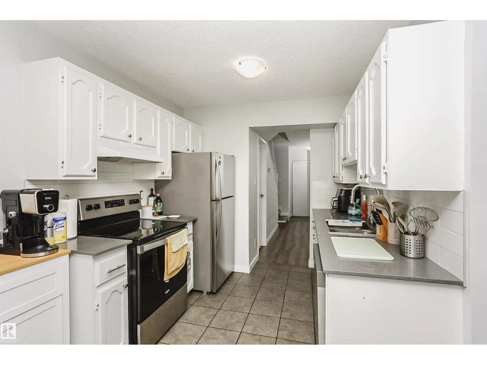 #56 2020 105 ST NW