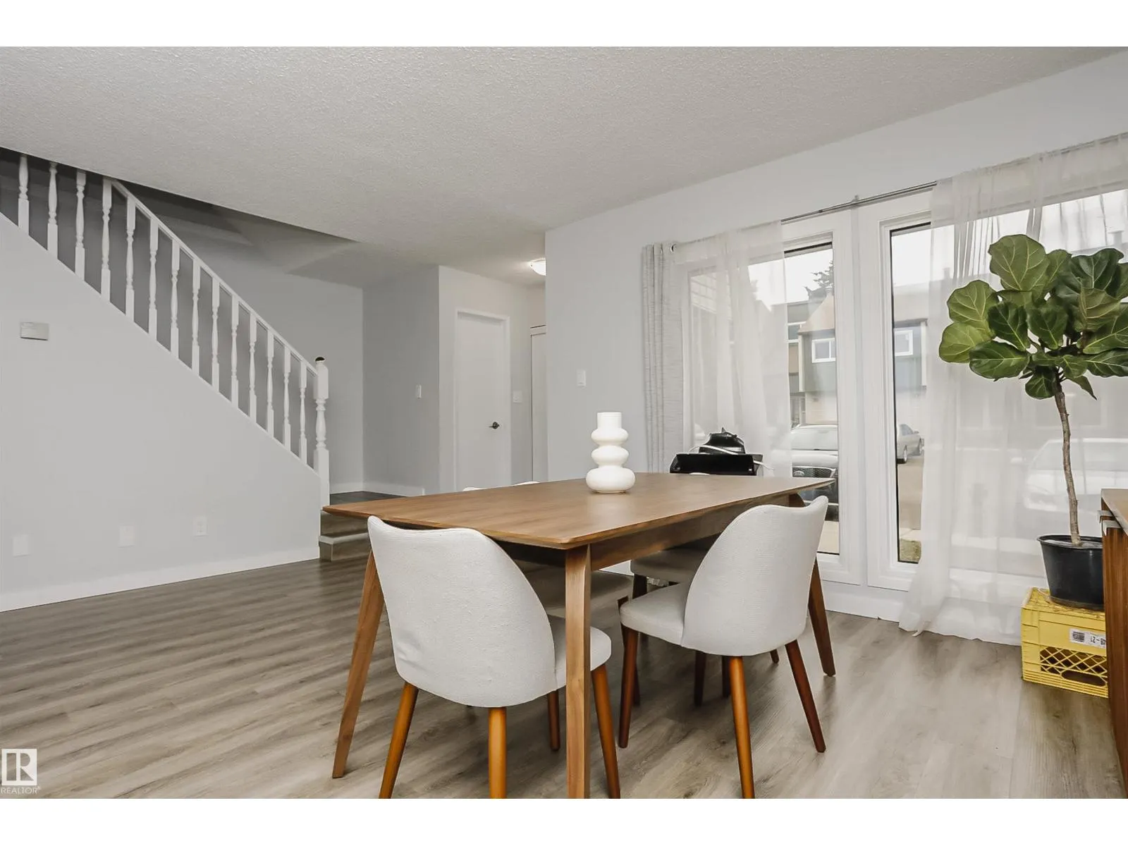 #56 2020 105 ST NW