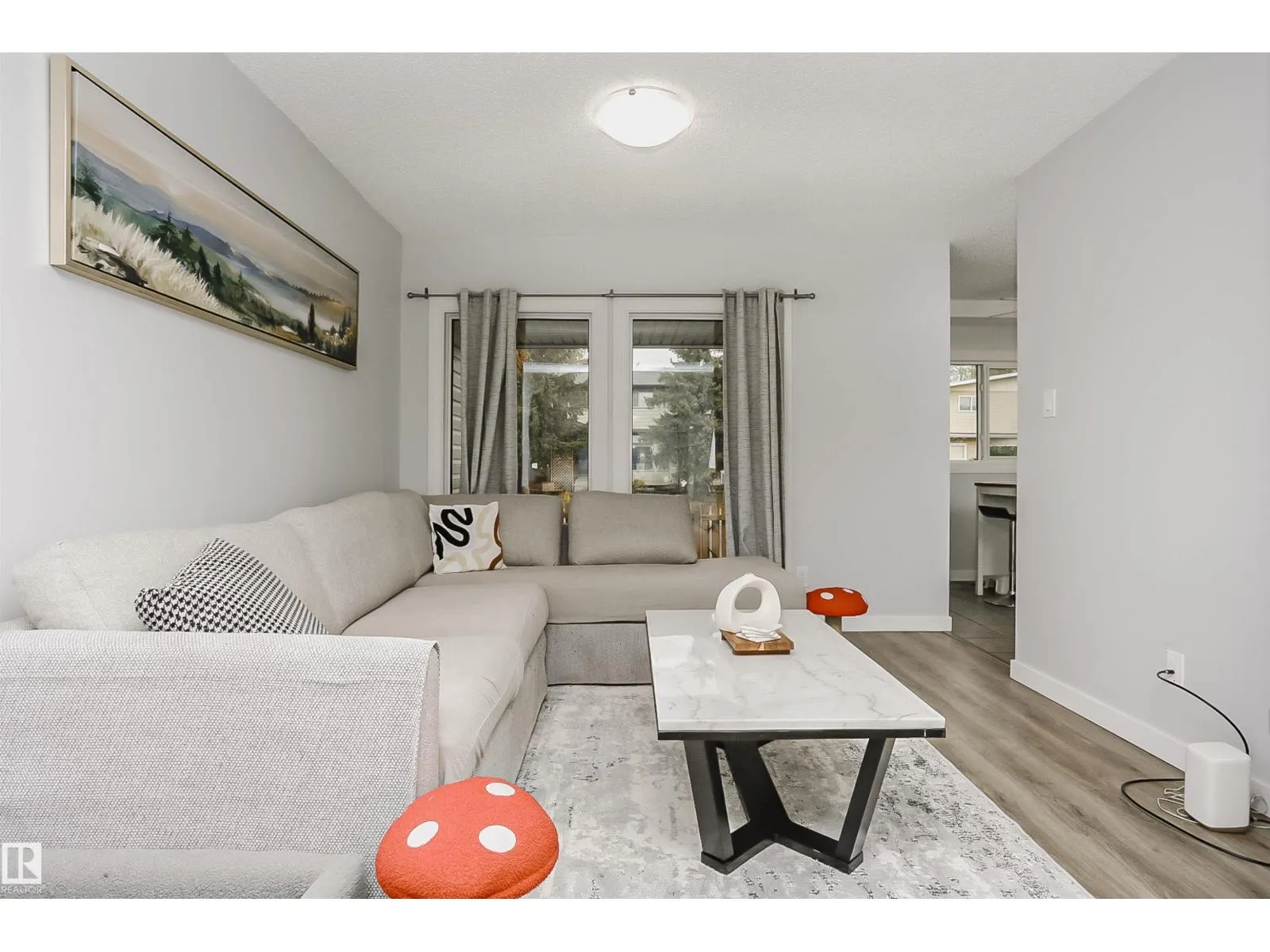 #56 2020 105 ST NW