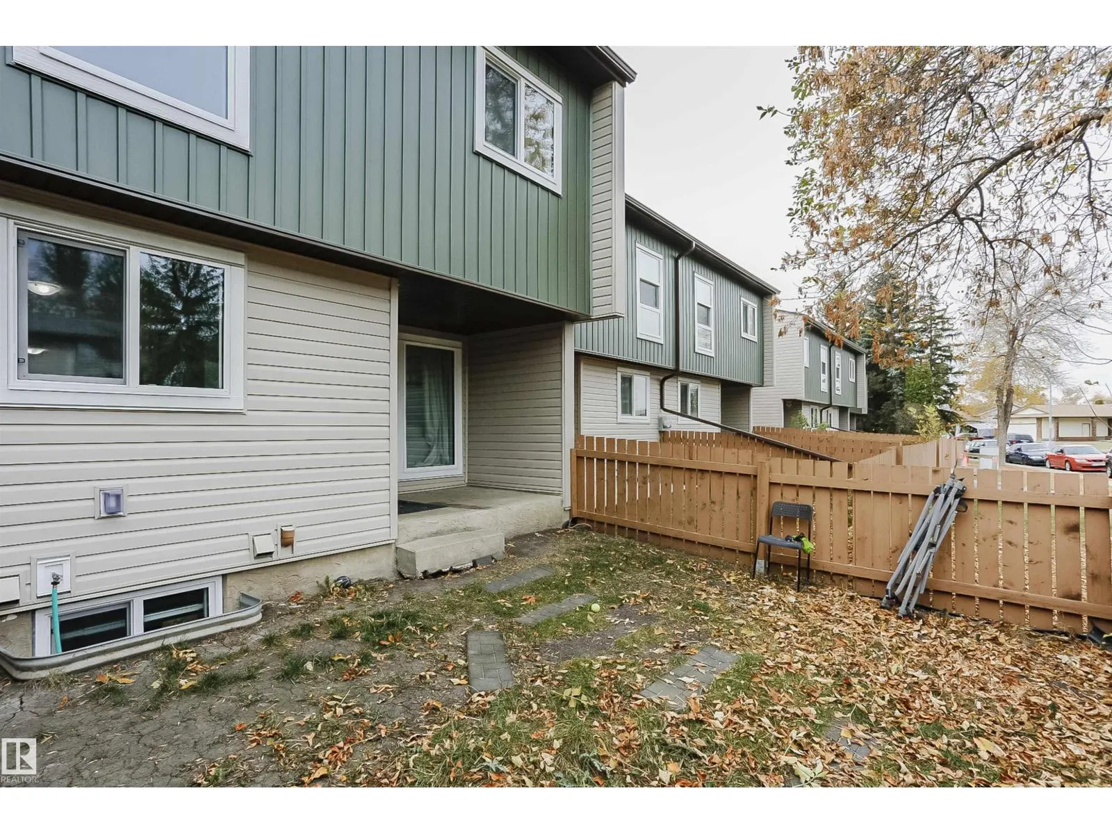 #56 2020 105 ST NW