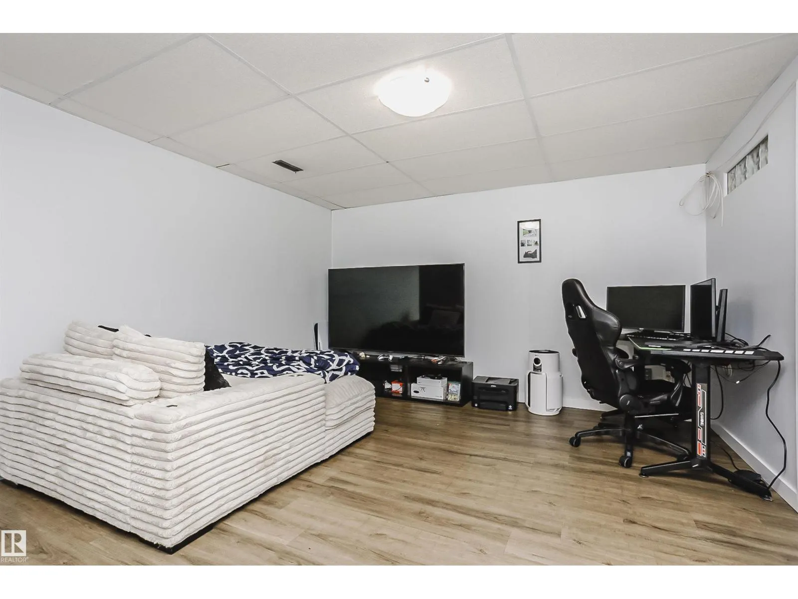 #56 2020 105 ST NW