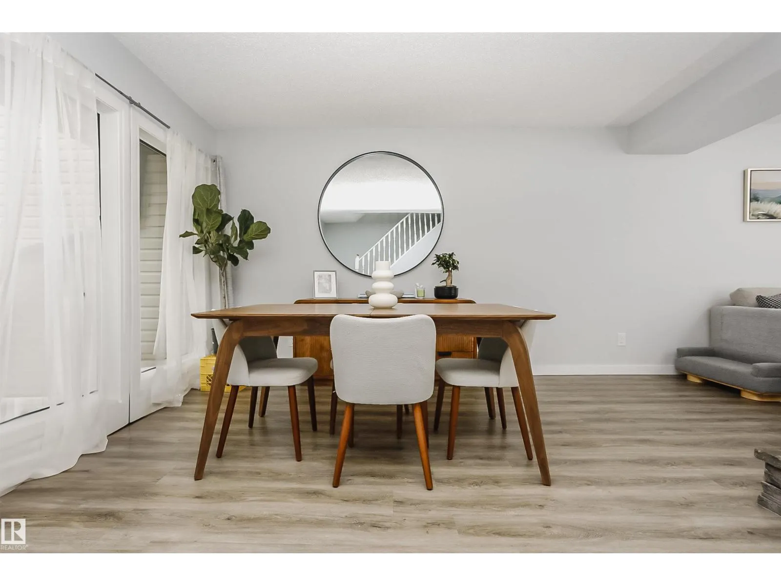 #56 2020 105 ST NW