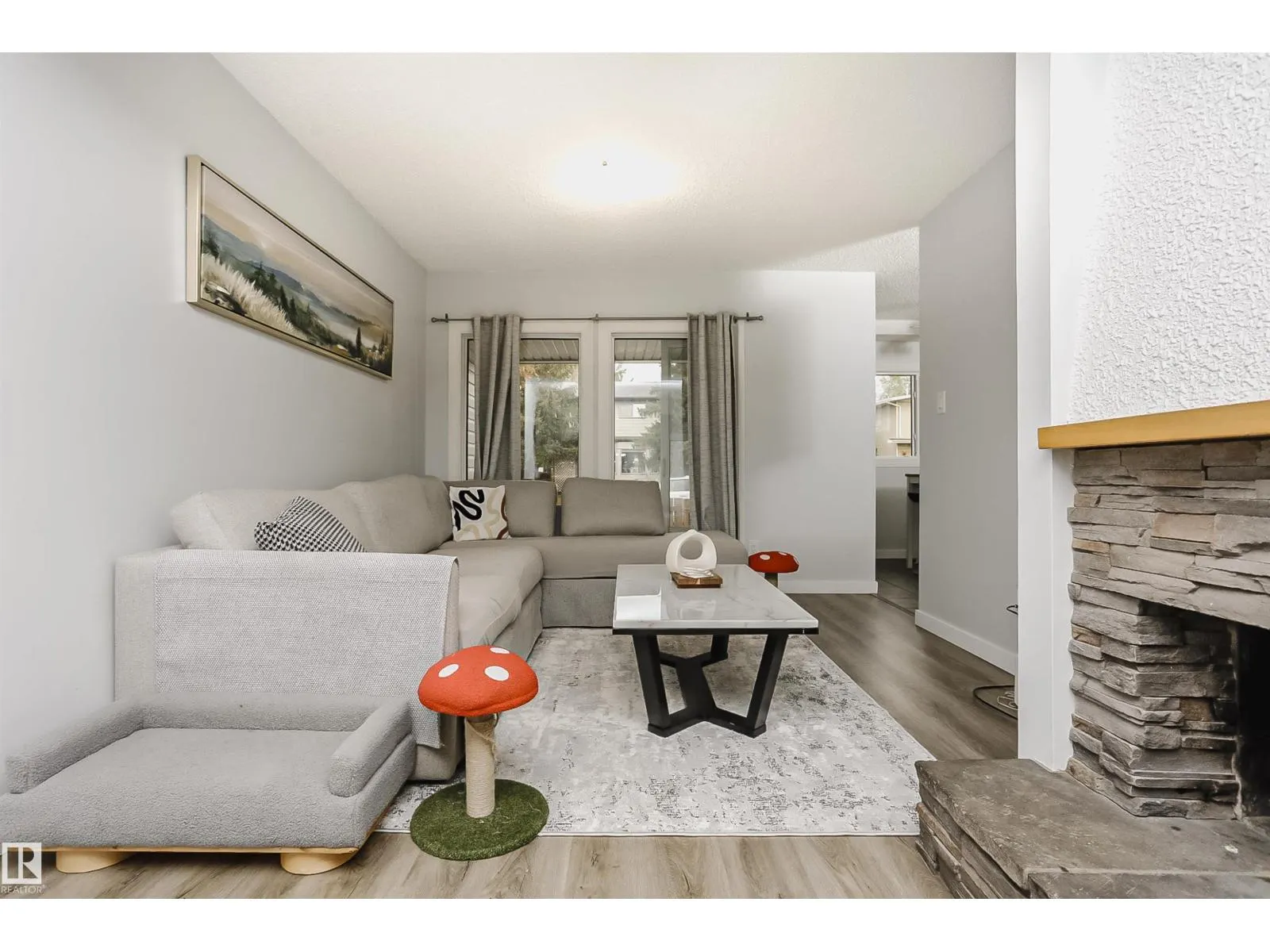 #56 2020 105 ST NW