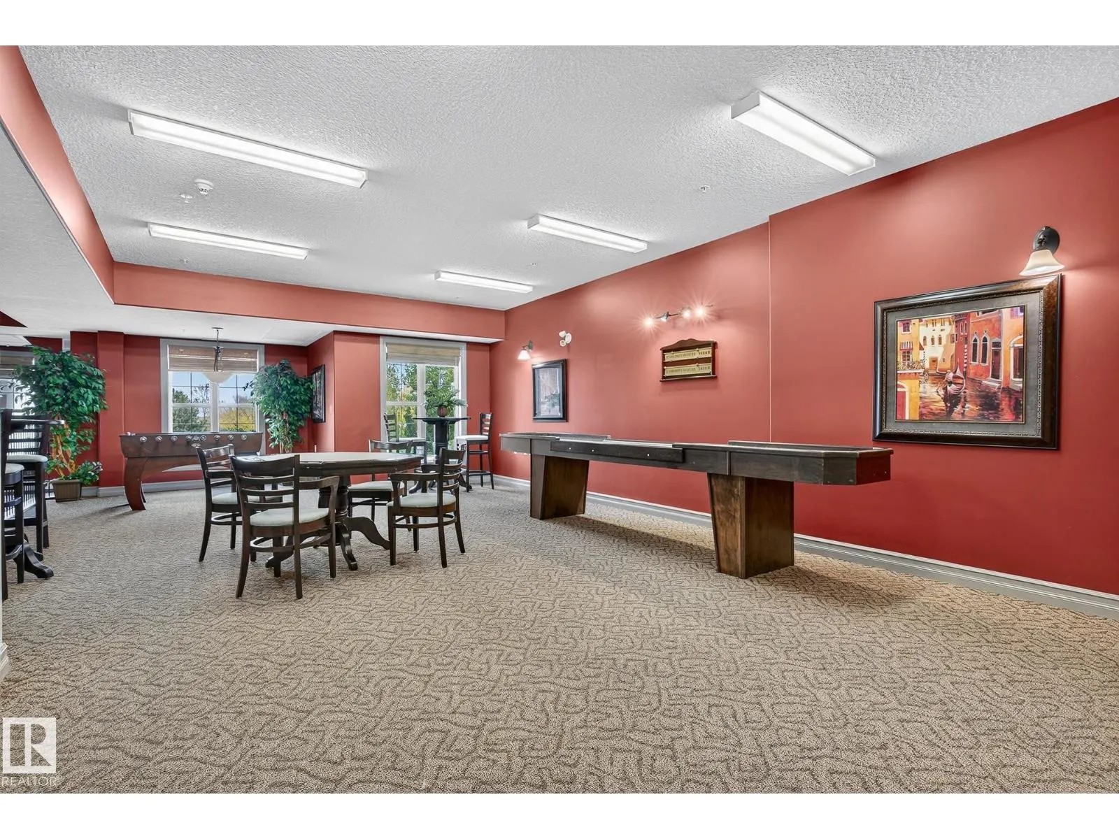 #107 45 INGLEWOOD DR