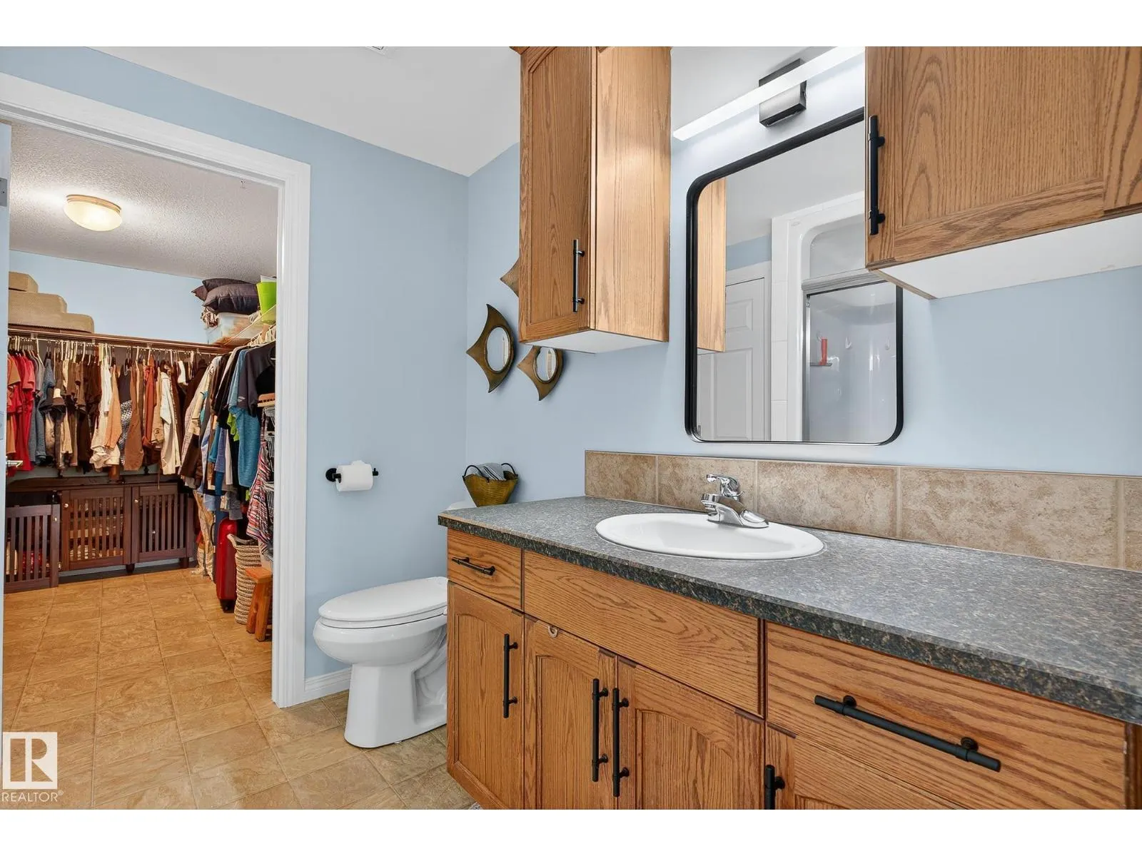 #107 45 INGLEWOOD DR