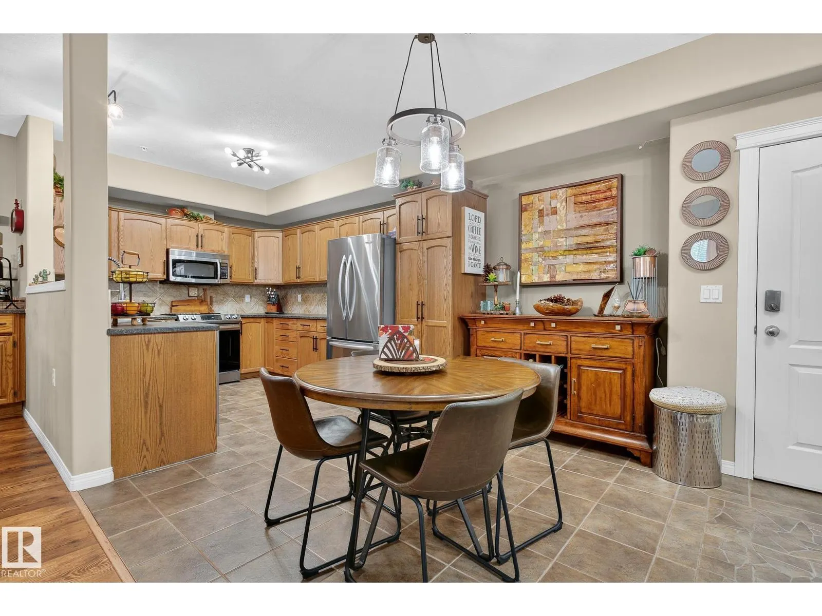 #107 45 INGLEWOOD DR