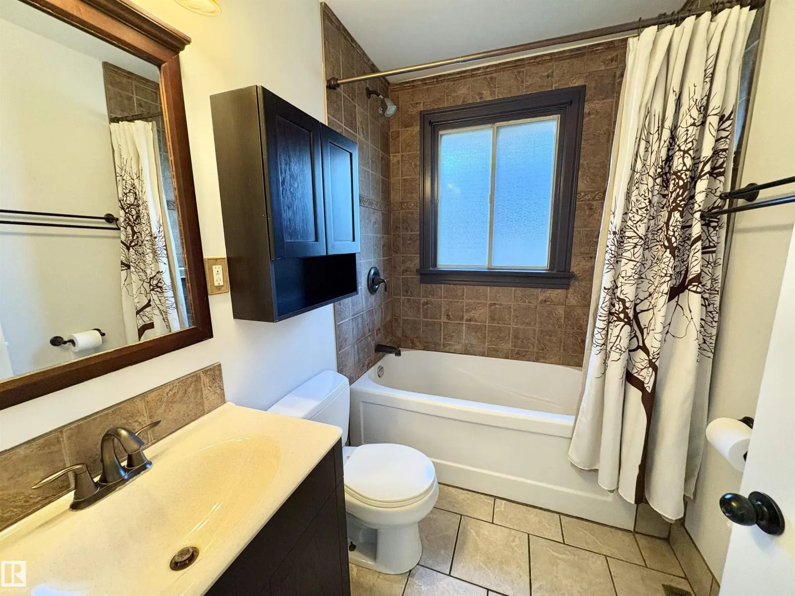 12050 56 ST NW NW