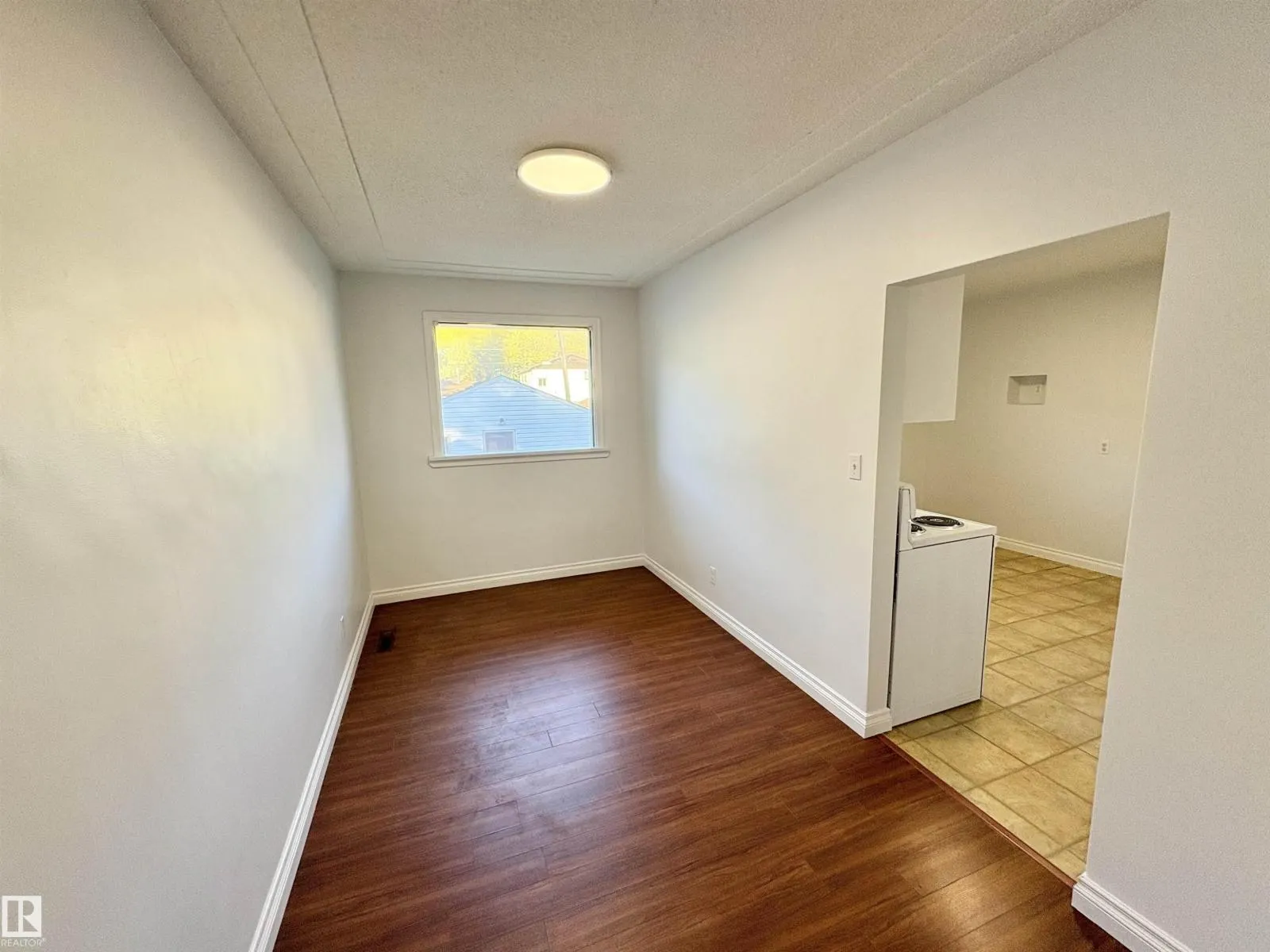 12050 56 ST NW NW