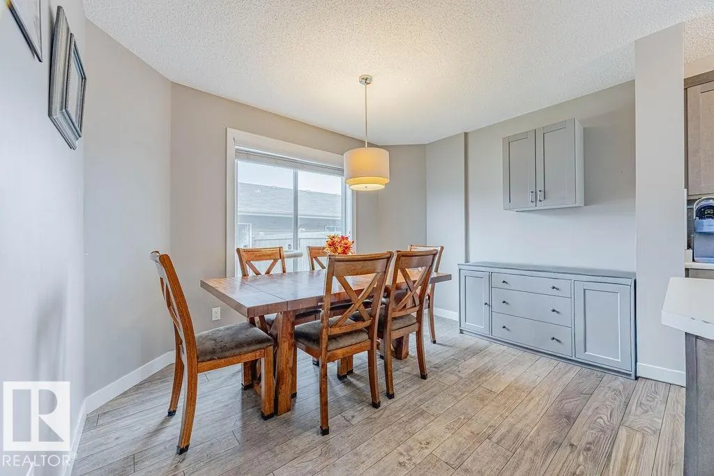 7386 EDGEMONT WY NW