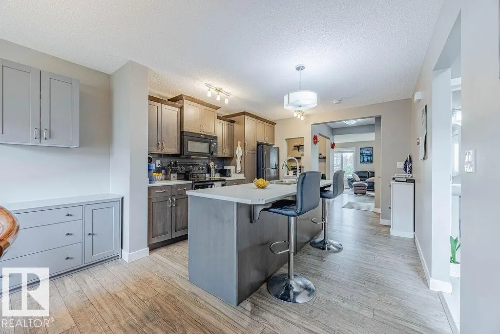 7386 EDGEMONT WY NW