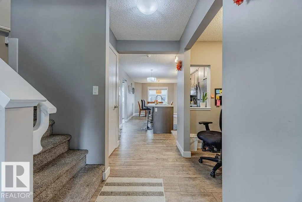 7386 EDGEMONT WY NW