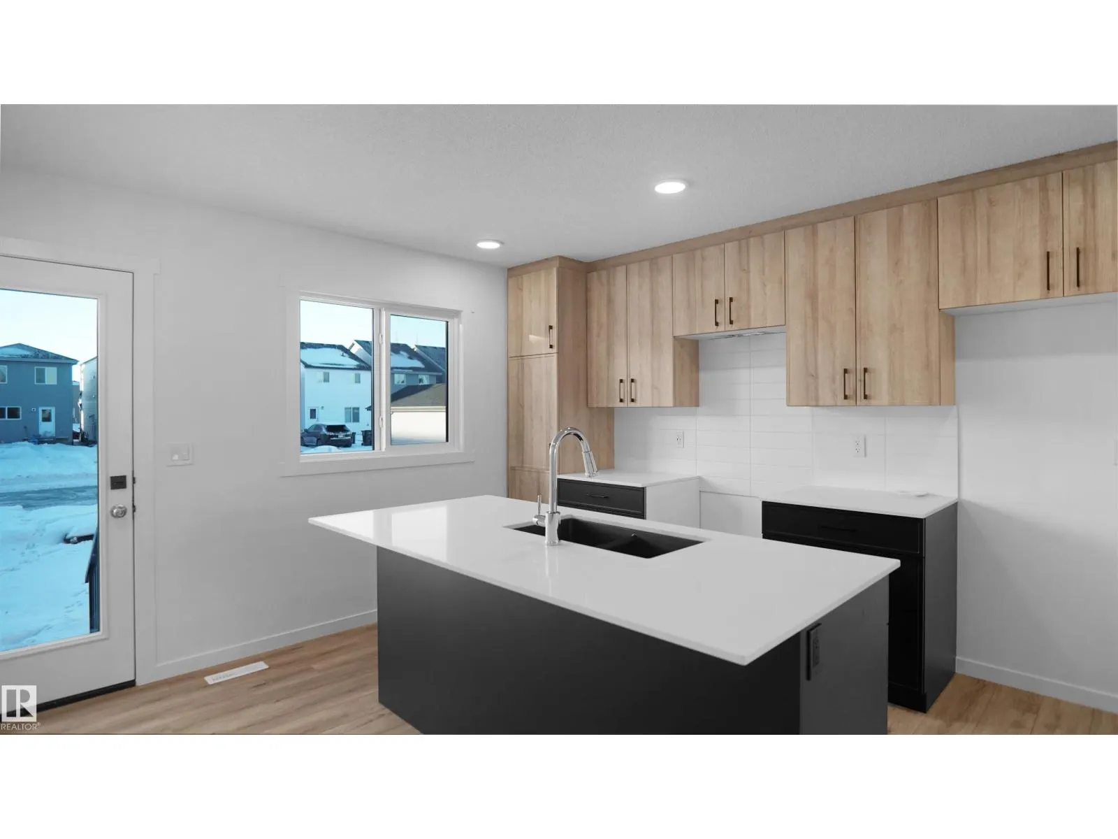 #32 1009 Cy Becker RD NW