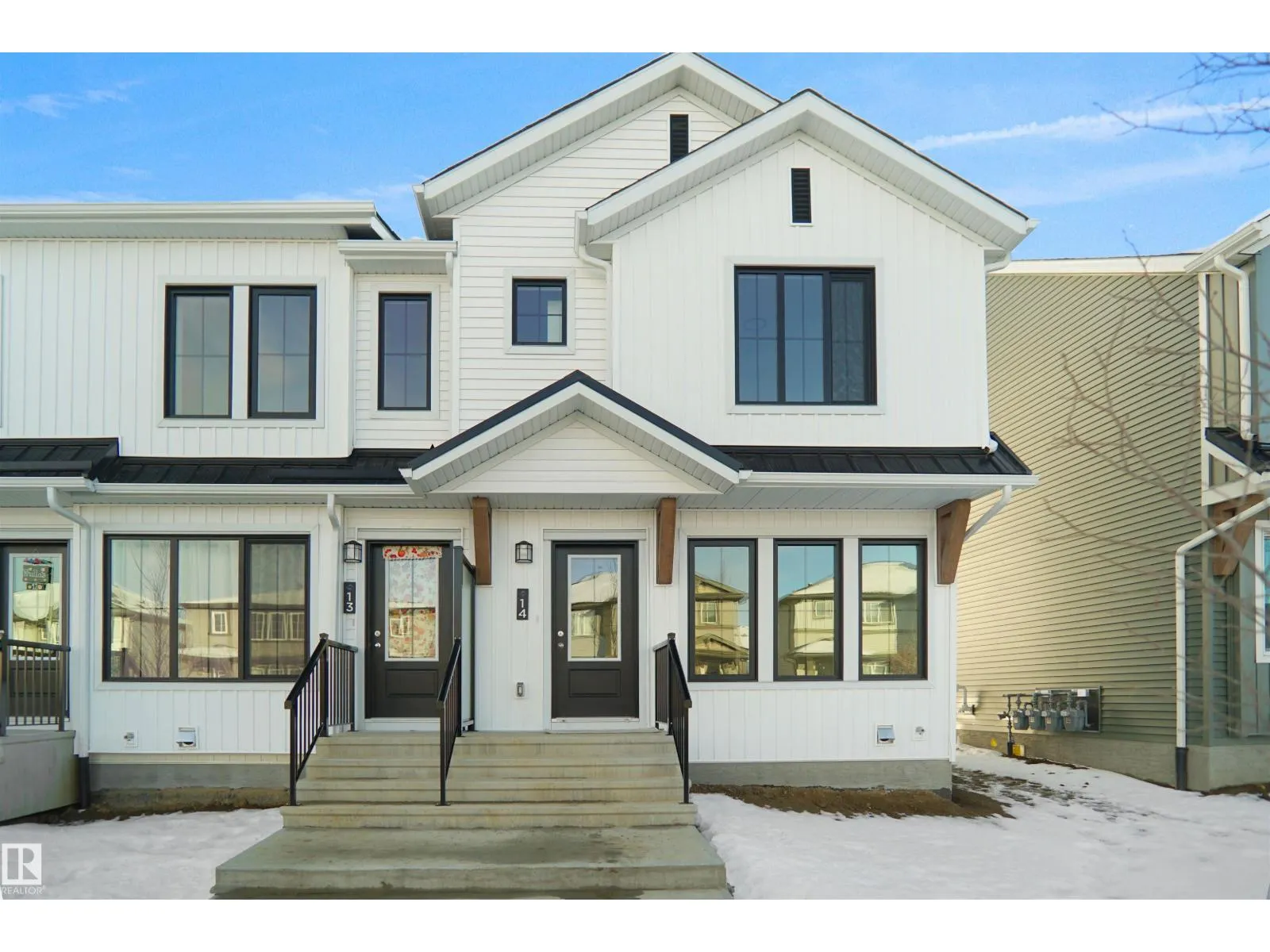 #32 1009 Cy Becker RD NW