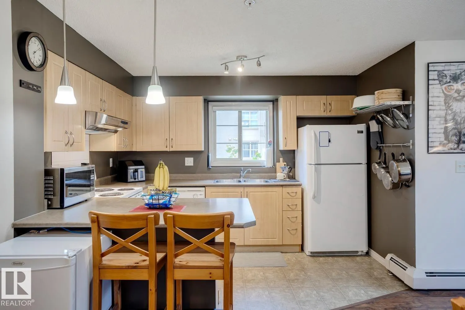 #218 11449 ELLERSLIE RD SW SW