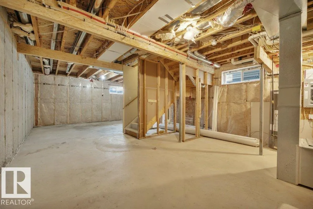 64 SANDALWOOD PL