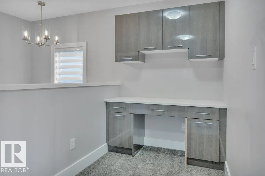 64 SANDALWOOD PL