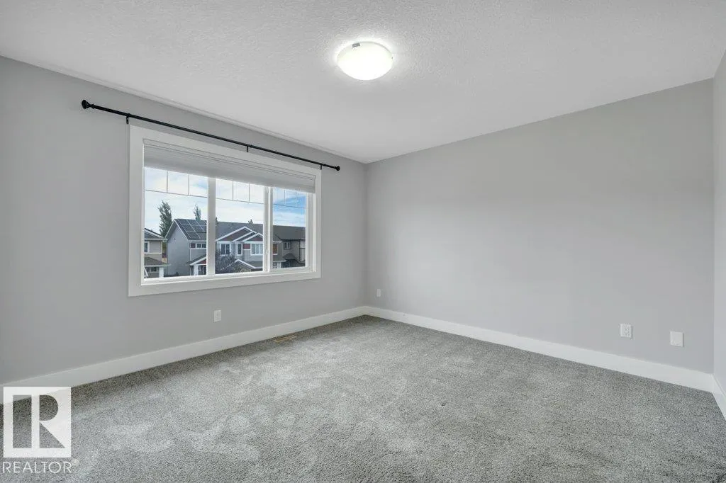 64 SANDALWOOD PL