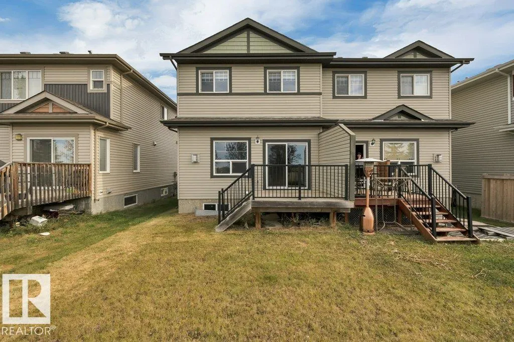 64 SANDALWOOD PL