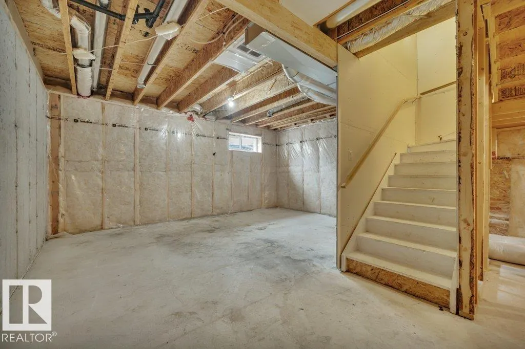 64 SANDALWOOD PL