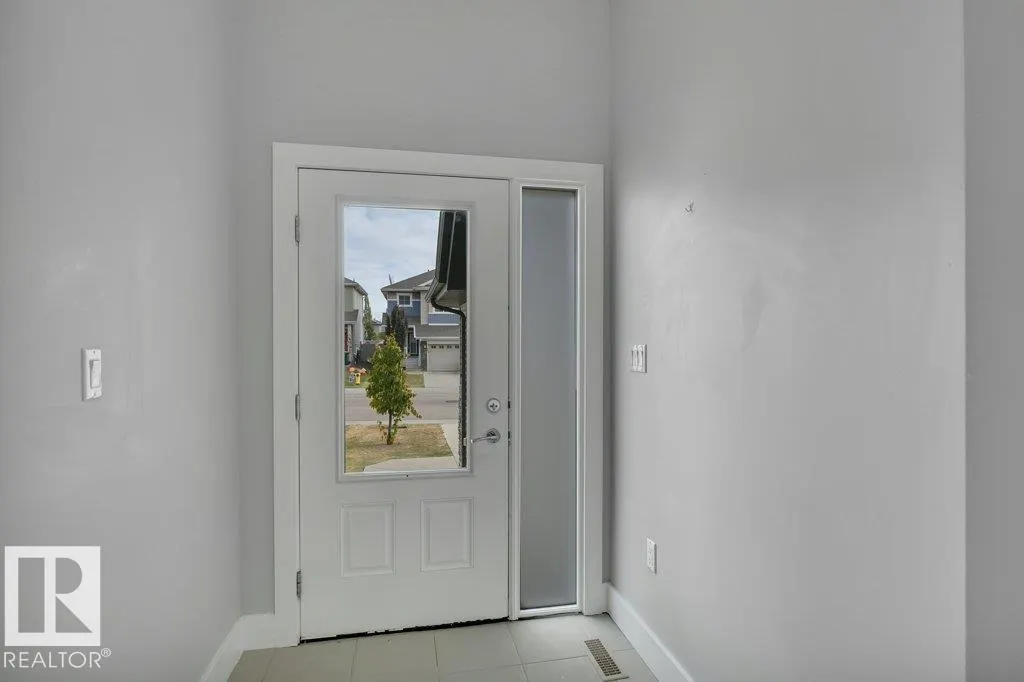 64 SANDALWOOD PL