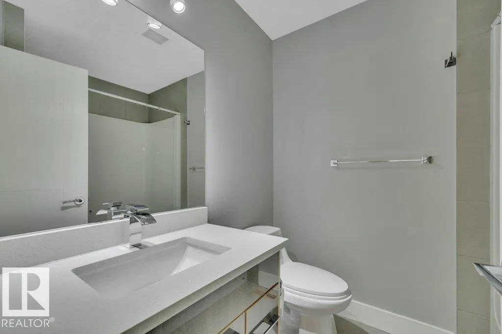64 SANDALWOOD PL