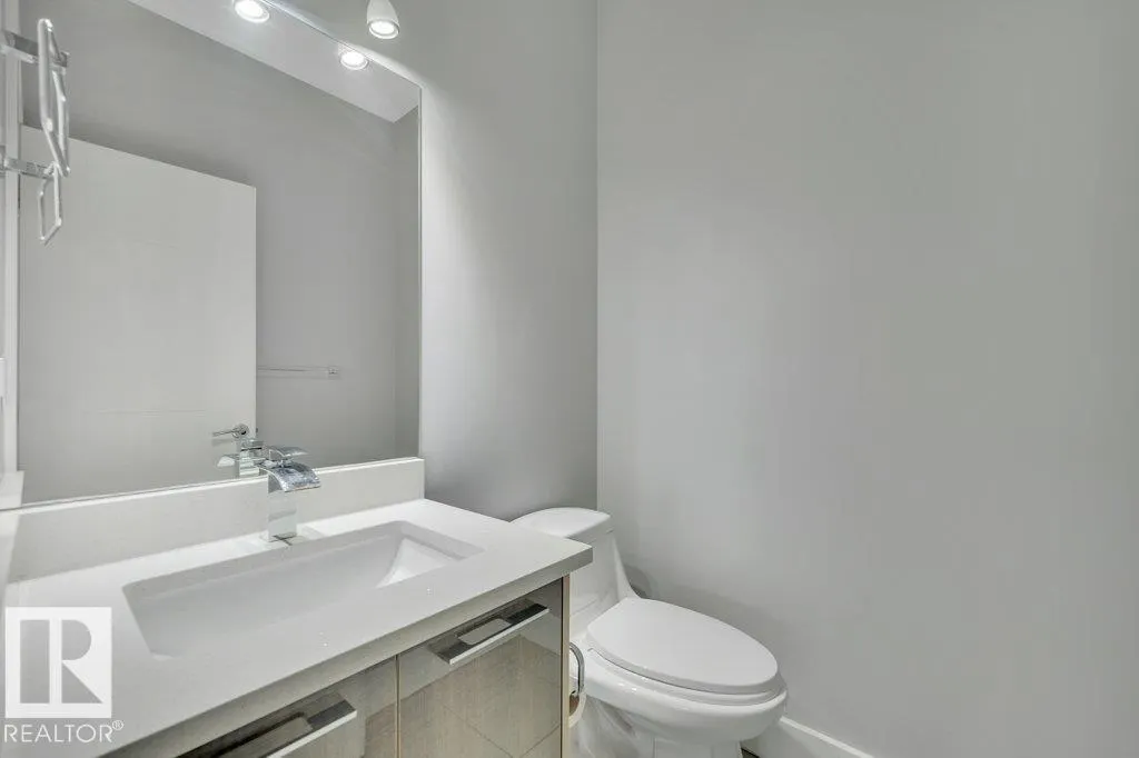64 SANDALWOOD PL