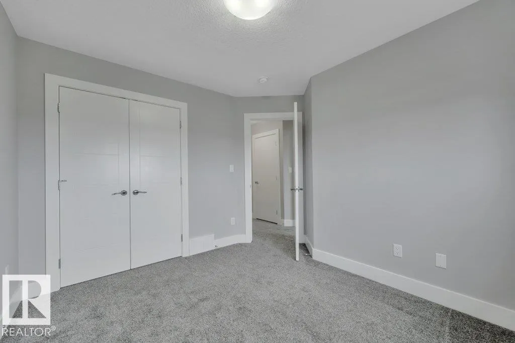 64 SANDALWOOD PL