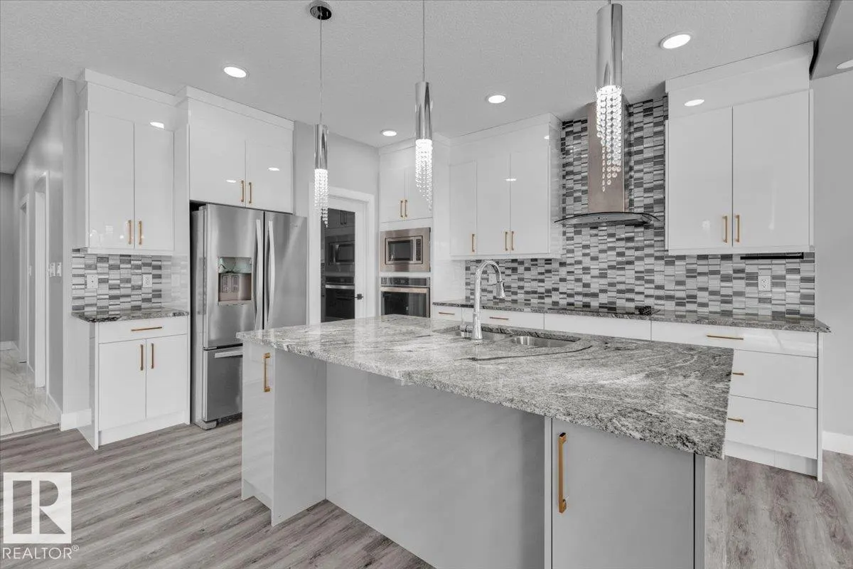20883 131 AV NW