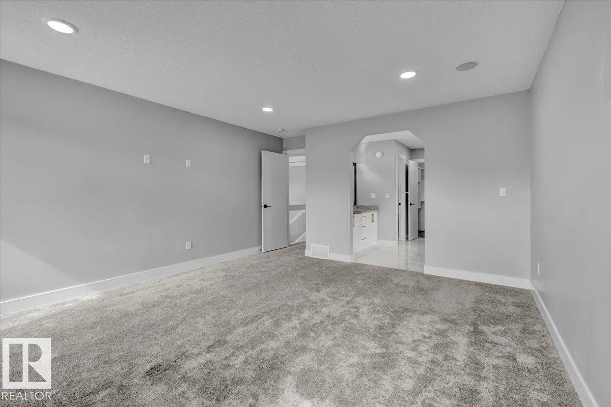 20883 131 AV NW