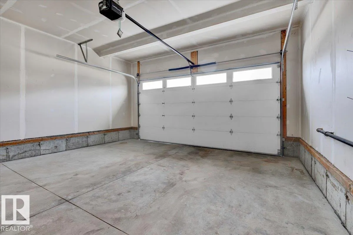 20883 131 AV NW