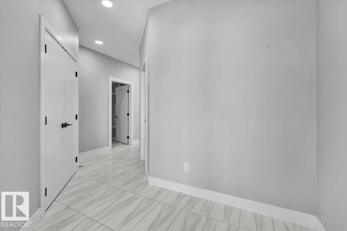 20883 131 AV NW