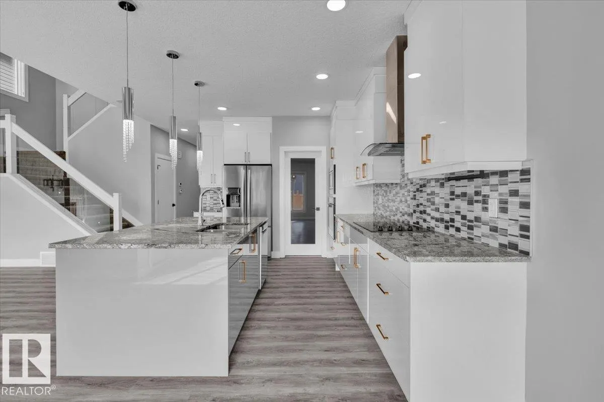 20883 131 AV NW