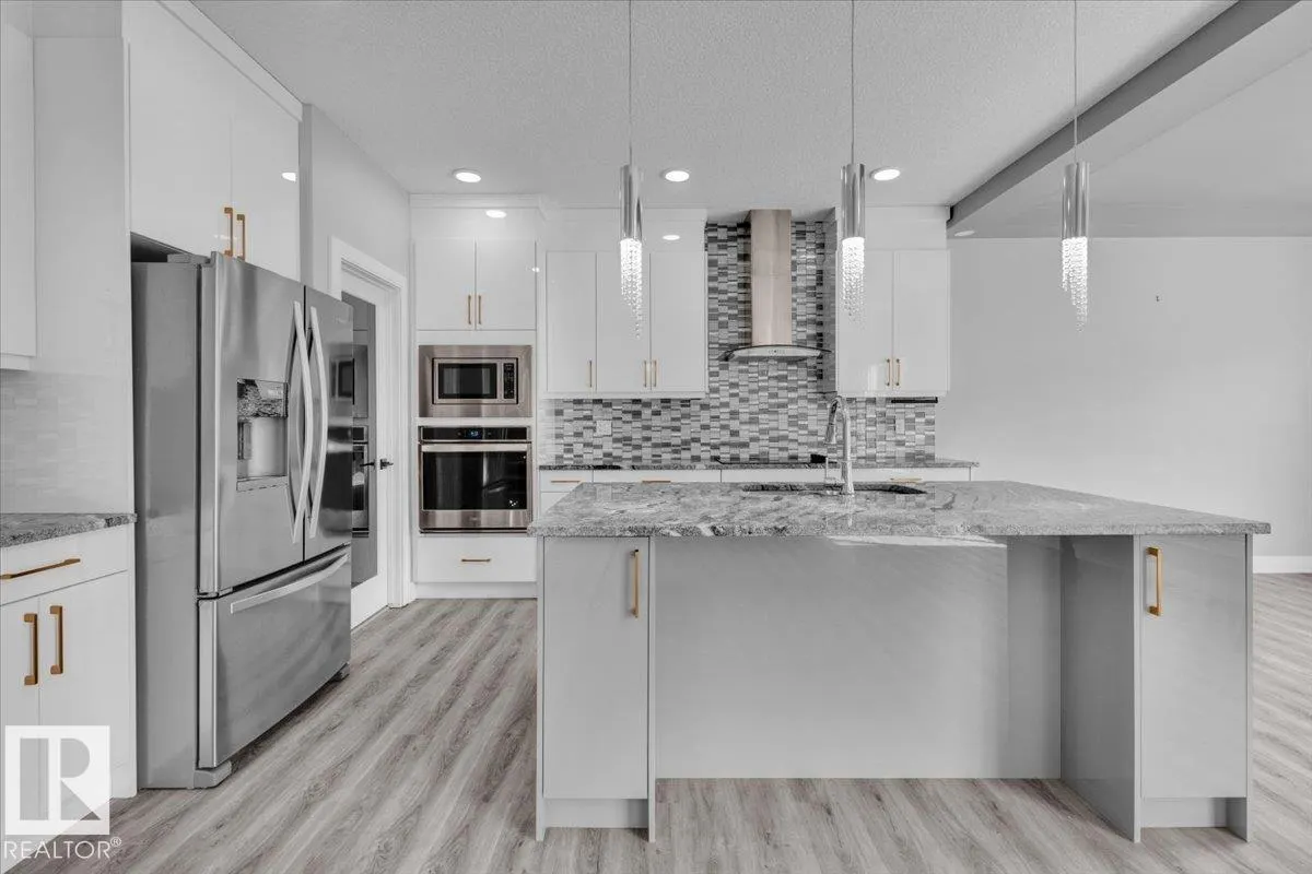 20883 131 AV NW